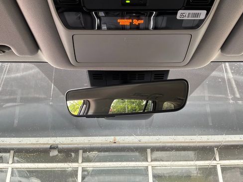 Used 2025 Toyota Grand Highlander FWD image 19