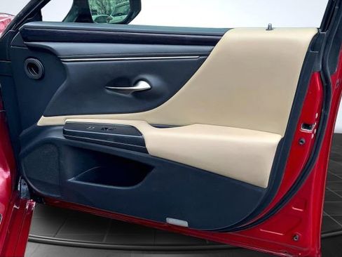 Used 2021 Lexus ES 250 w/ Premium Package image 27