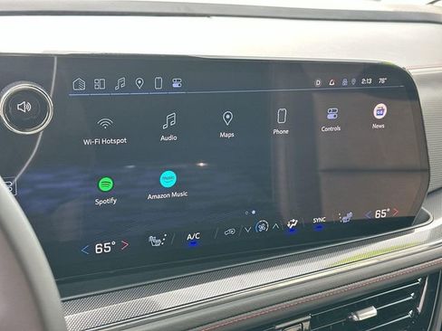 Used 2025 Chevrolet Suburban RST image 41