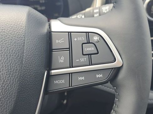 New 2026 Toyota Highlander Limited AWD/4WD image 26