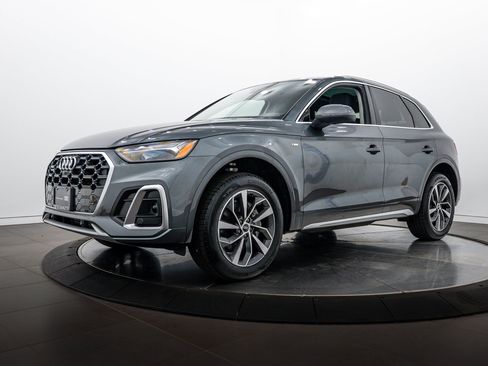 Certified 2023 Audi Q5 2.0T Premium Plus w/ Premium Plus Package AWD/4WD image 7