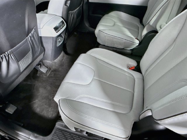 Certified 2025 Hyundai Palisade SEL AWD/4WD image 37