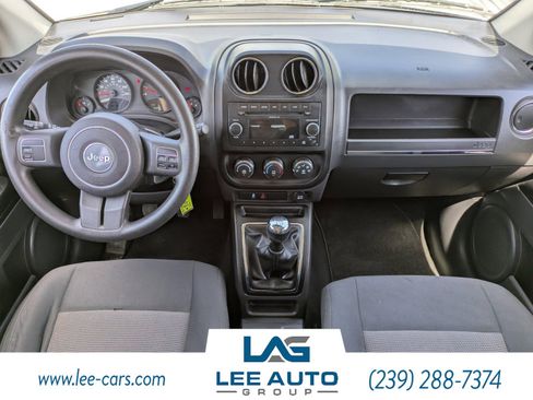 Used 2011 Jeep Compass 2WD image 11