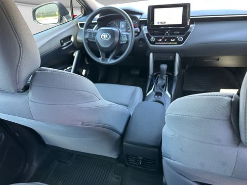 Used 2025 Toyota Corolla Cross AWD Hybrid image 18