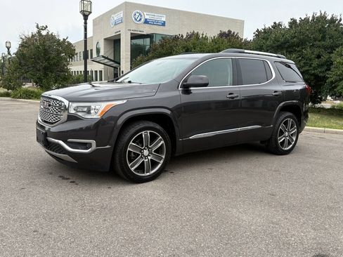 Used 2019 GMC Acadia Denali w/ Technology Package AWD/4WD image 15