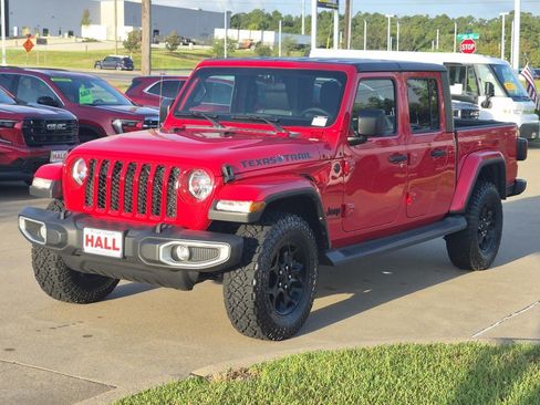 Used 2023 Jeep Gladiator Sport AWD/4WD image 3