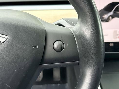 Used 2018 Tesla Model 3 Performance image 20