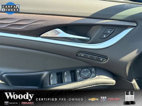 Certified 2024 Buick Enclave Avenir w/ Trailering Package, 5000 lbs. image 15