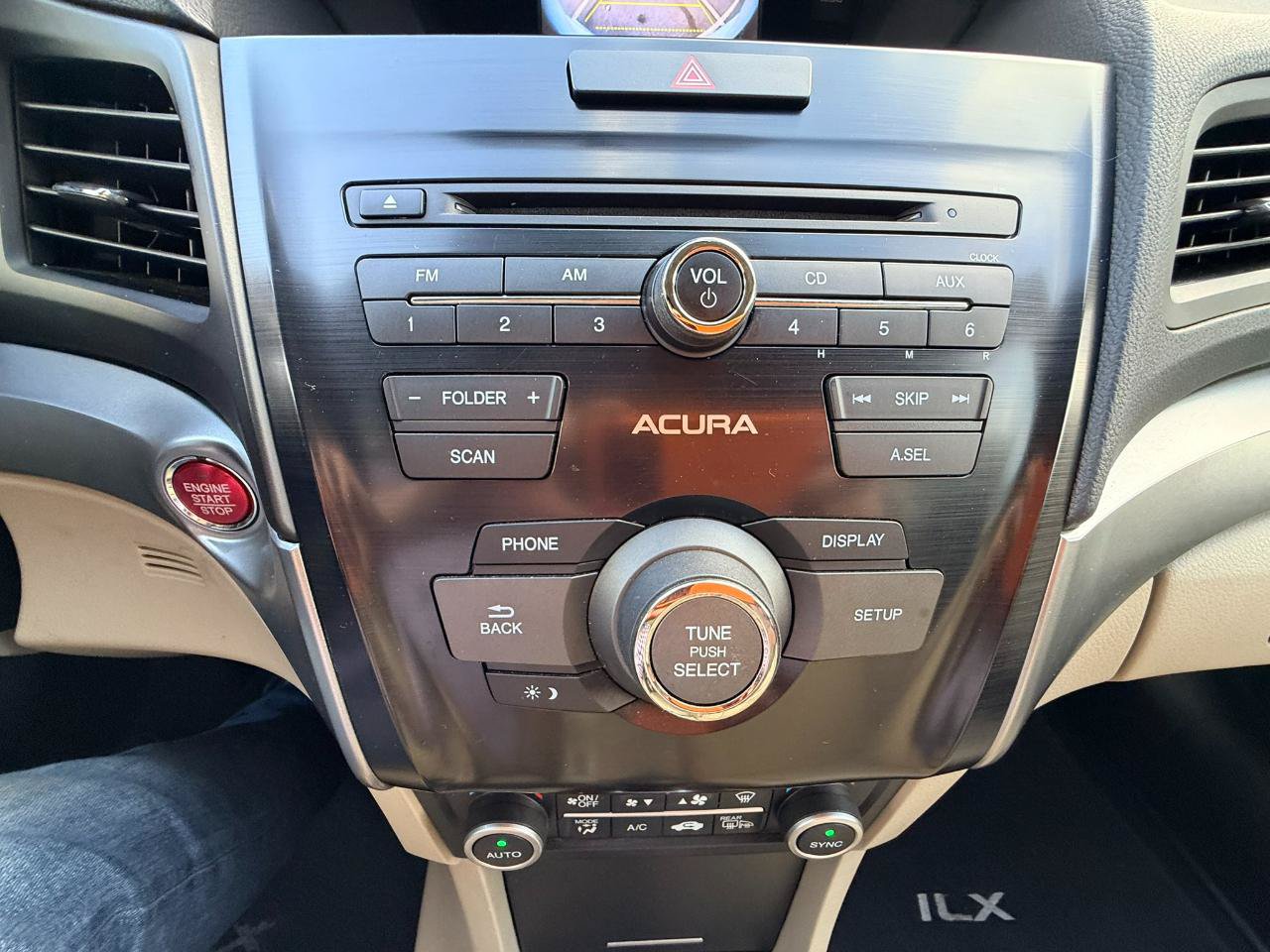 Used 2018 Acura ILX FWD image 21