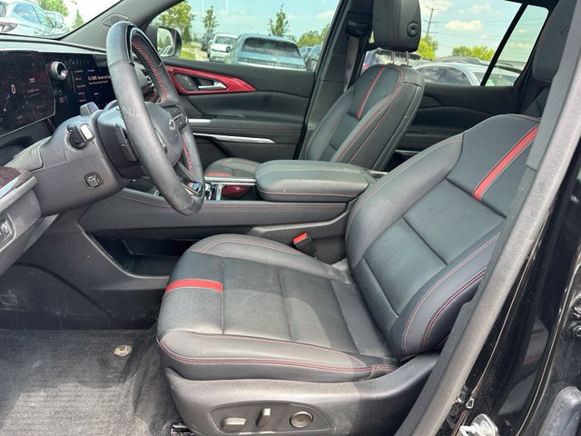 Used 2024 Chevrolet Traverse RS w/ LPO, Floor Liner Package AWD/4WD image 21