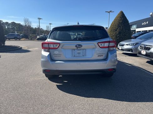 Used 2019 Subaru Impreza 2.0i Sport image 4