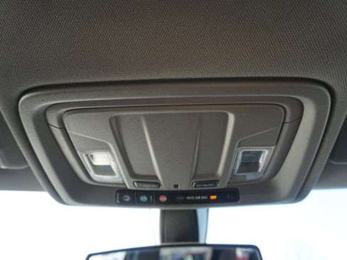 Used 2021 Chevrolet Silverado 1500 Custom image 23