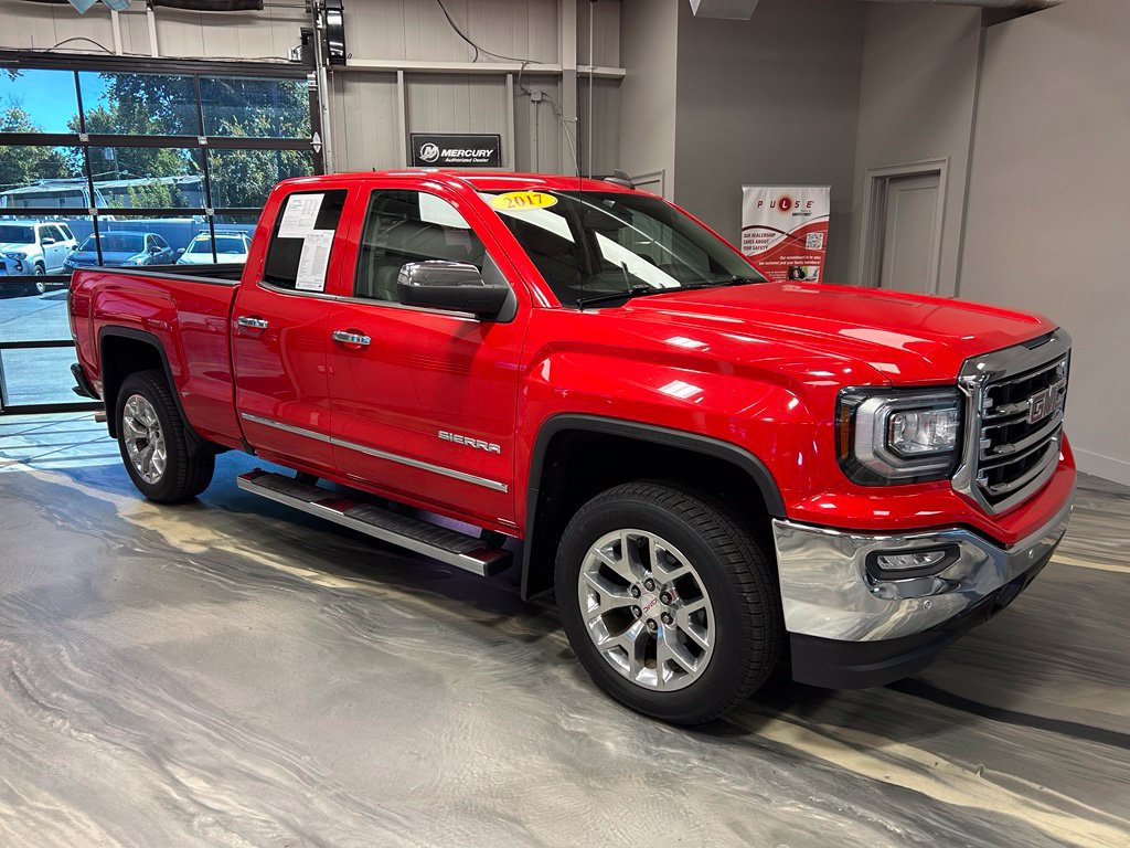 Used 2017 GMC Sierra 1500 SLT w/ SLT Premium Package AWD/4WD image 28