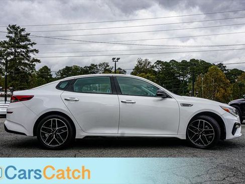 Used 2020 Kia Optima SE image 2