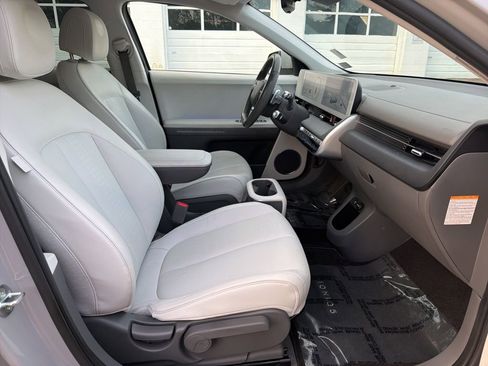 Used 2022 Hyundai Ioniq 5 SEL w/ Cargo Package image 32