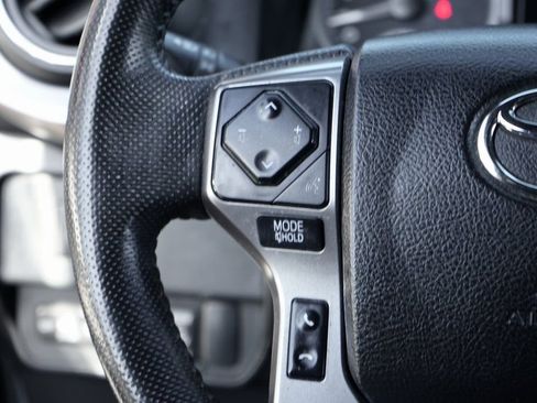 Used 2023 Toyota Tacoma Limited image 21