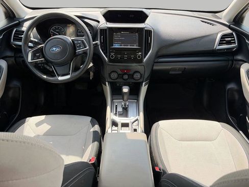 Used 2022 Subaru Forester AWD/4WD image 9