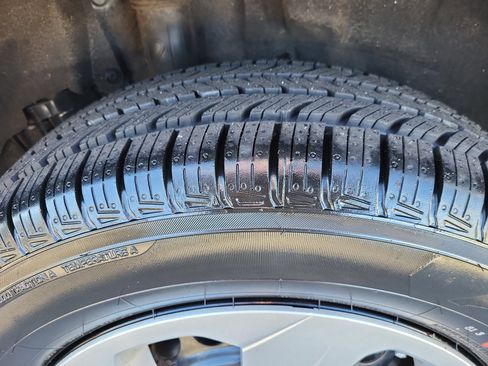 Used 2023 Toyota RAV4 LE image 13