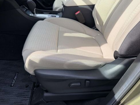 Used 2025 Subaru Ascent Premium AWD/4WD image 18