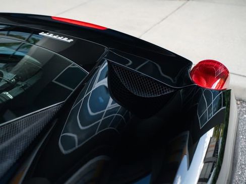 Used 2015 Ferrari 458 Italia Coupe image 12