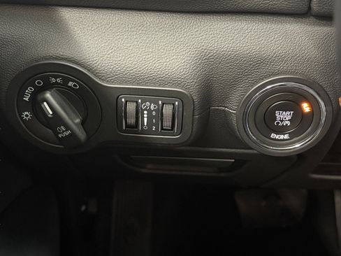 Used 2015 Maserati Ghibli image 22