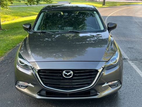 Used 2017 MAZDA MAZDA3 Grand Touring w/ Premium Equipment Package FWD image 2