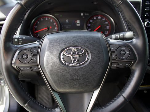 Used 2021 Toyota Camry XSE AWD/4WD image 15