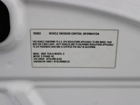 Used 2022 Tesla Model 3 Long Range AWD/4WD image 41