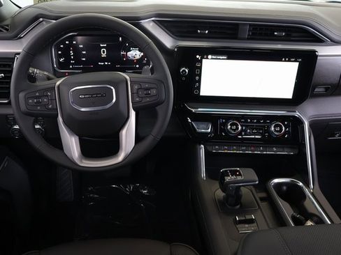 New 2026 GMC Sierra 1500 Denali w/ Denali Reserve Package image 16