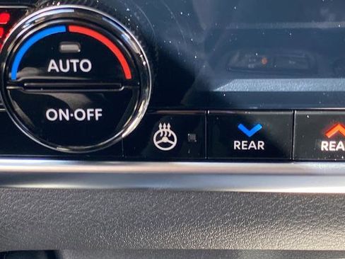 New 2026 Nissan Rogue Platinum image 28