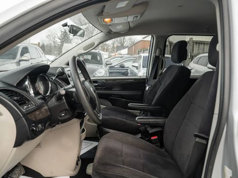 Used 2011 Dodge Grand Caravan Mainstreet w/ PWR Convenience Group image 7