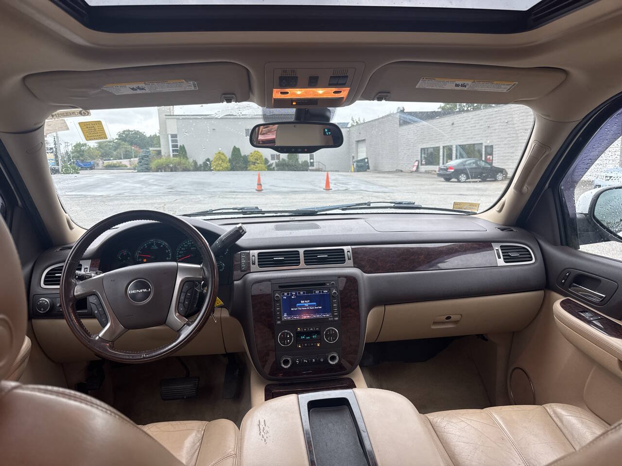 Used 2008 GMC Yukon XL Denali AWD/4WD image 7
