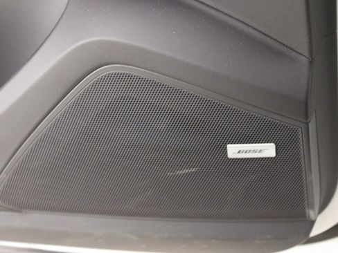 Certified 2025 Porsche Cayenne image 20