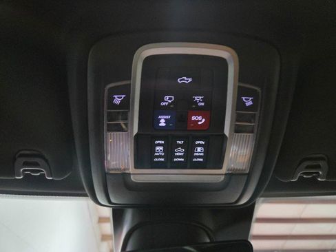 Used 2020 RAM 2500 Limited image 64