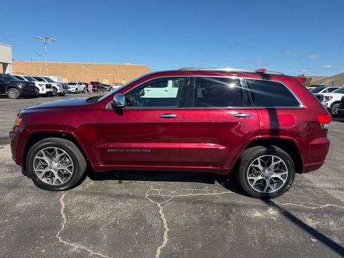Used 2020 Jeep Grand Cherokee Overland w/ Interior Metal Package AWD/4WD image 11