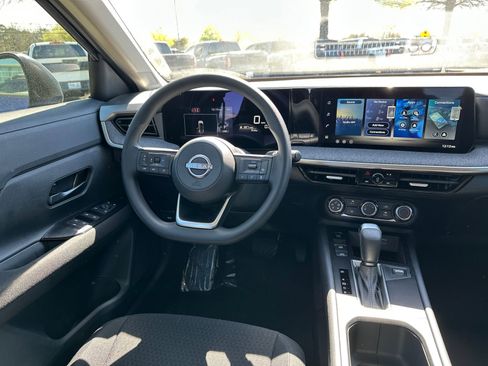 New 2026 Nissan Kicks S image 20