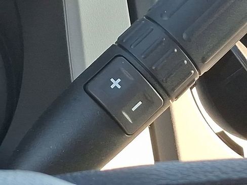 Used 2023 Ford F650 2WD Regular Cab Super Duty image 26