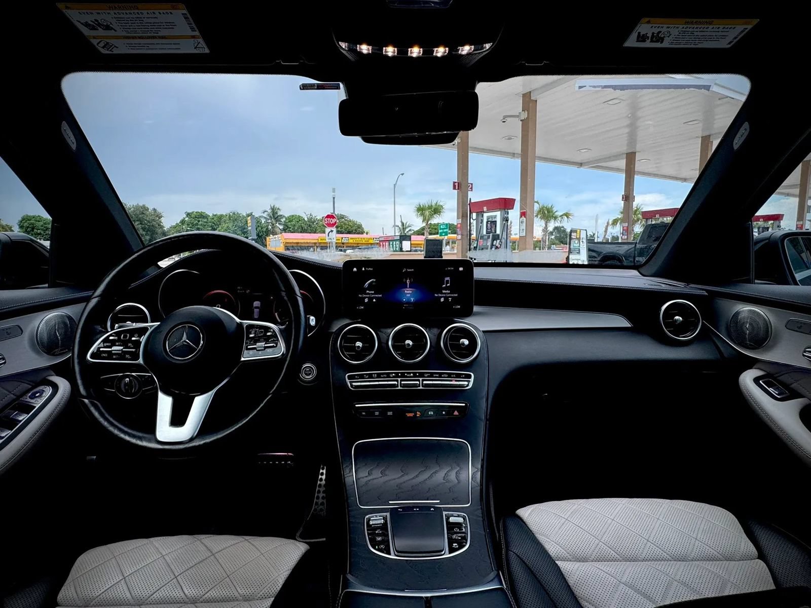 Used 2021 Mercedes-Benz GLC 300 4MATIC image 18