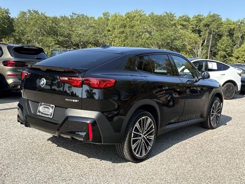 Used 2026 BMW X2 xDrive28i w/ Technology Package AWD/4WD image 3