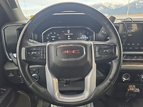 Used 2023 GMC Sierra 1500 SLE image 10