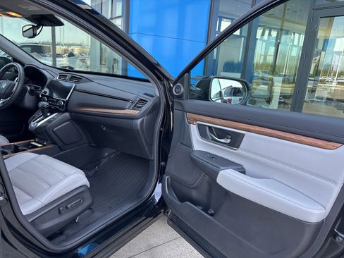 Used 2020 Honda CR-V Touring image 16