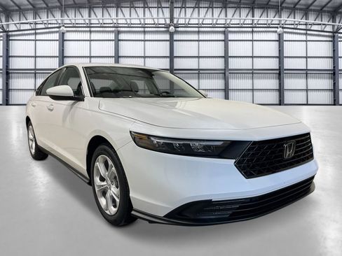 New 2026 Honda Accord LX image 8