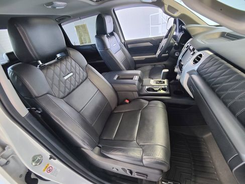 Used 2019 Toyota Tundra Platinum AWD/4WD image 15