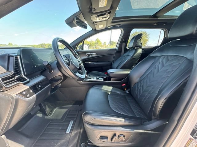 Used 2025 Kia Sportage X-Line w/ Premium Package AWD/4WD image 2