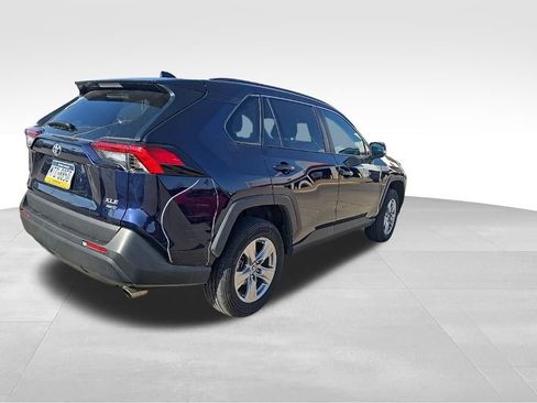 Used 2025 Toyota RAV4 XLE AWD/4WD image 4
