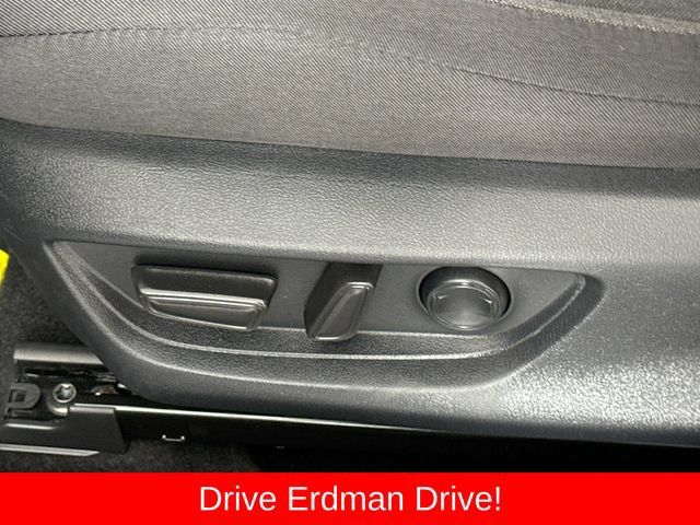 Used 2026 Toyota Camry LE w/ Convenience Package FWD image 12