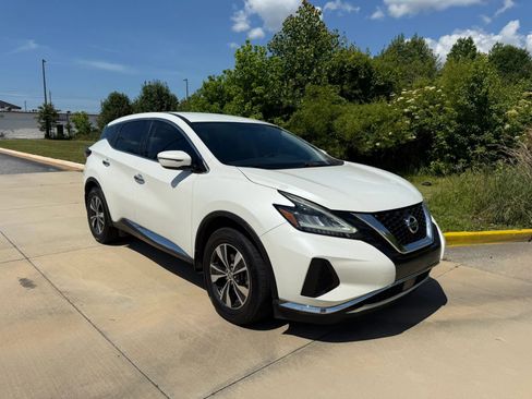 Used 2019 Nissan Murano S FWD image 11