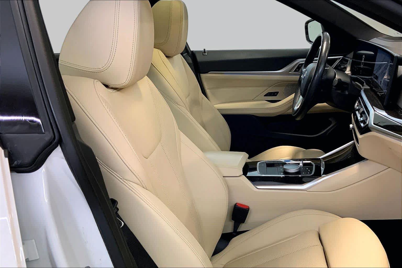 Used 2024 BMW i4 xDrive40i w/ Premium Package AWD/4WD image 8