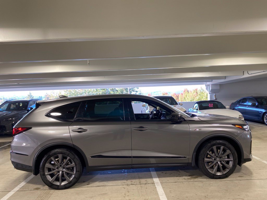 Used 2025 Acura MDX A-Spec AWD/4WD image 4