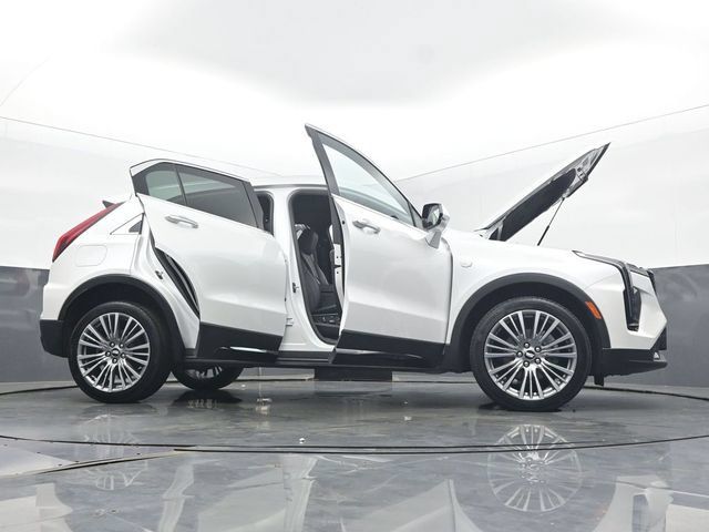 Certified 2024 Cadillac XT4 Premium Luxury AWD/4WD image 58